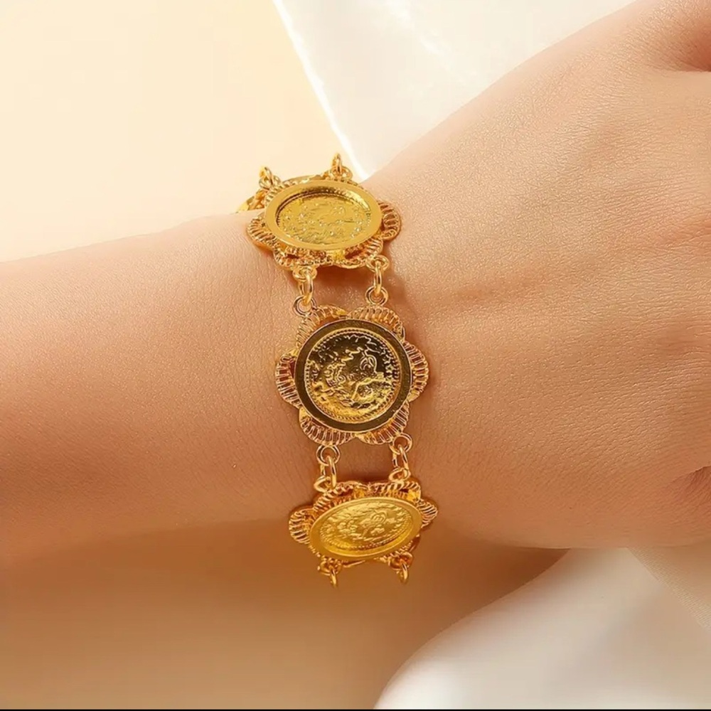 Elegant Gold  plated 18k Coin Bracelet